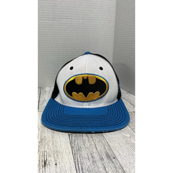 DC Comics Batman Snapback Hat - Big Face Mask Logo with Comic Under-Brim Print - Picture 2 of 5
